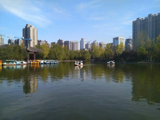 西安有什么湖？西安市桃源南路属于哪个区