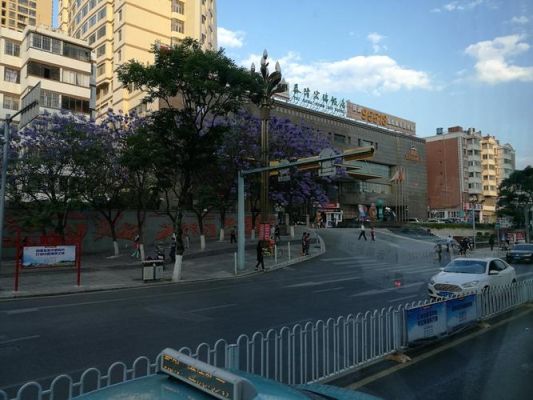 昆明人民中路属于哪个街道？昆明市人民东路是属于哪个区