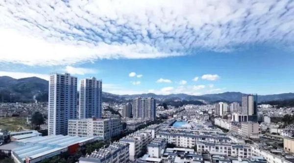 宣威到临沧有好远？（临沧南塘街属于哪个社区）