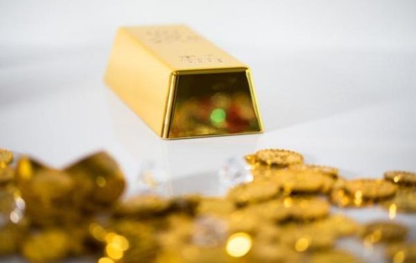 买金子合适还是买保险合适？（黄金和银行理财哪个好）