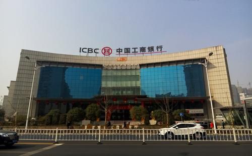 武汉市工商银行几个一级分行？（江汉路工行在哪个位置）