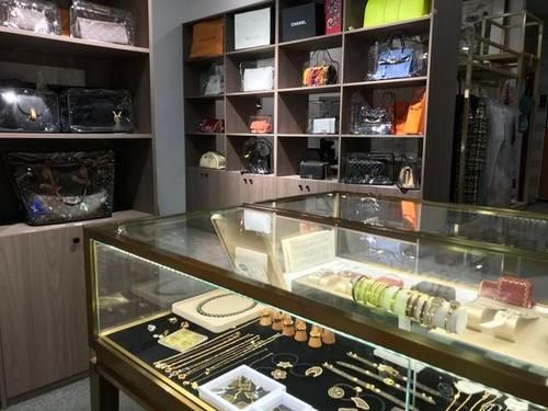 二手奢侈品寄卖店生意好做吗？投资什么最赚钱？（2015做哪个产品致富）