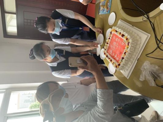 待遇最好的私人银行？（哪个银行有生日礼遇）